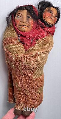 Poupée amérindienne originale de Mary Francis Woods avec 9 accessoires, femme indienne et bébé dans le dos