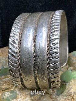 Qualité Du Musée! Bracelet De Manchette Sterling Silver Handmade Des Années 1920 Au Début Des Années 1920