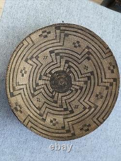 Rare Early Southwest Native American Indian Basket Tray 17,5