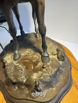 Rare Sculpture en Bronze de Bob Parks 2/35 Cheval de Guerre Amérindien Signée 1974