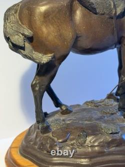 Rare Sculpture en Bronze de Bob Parks 2/35 Cheval de Guerre Amérindien Signée 1974
