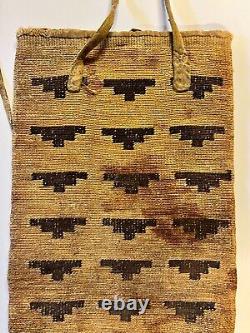 Sac en écorce de maïs amérindien 12 x 17 Fin des années 1800 - début des années 1900 Lot 2