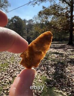 Superbe authentique pointe de flèche en agate translucide ancienne du Mississippi