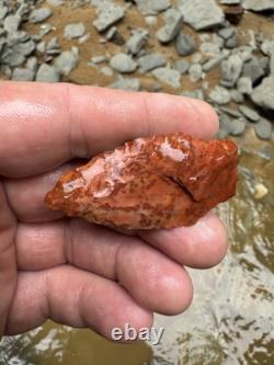 Superbe et authentique pointe de flèche en jaspe rouge ancien du Mississippi du Nord