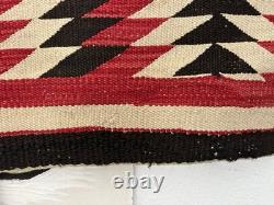 TAPIS NAVAJO ÉBLOUISSANT VINTAGE AMÉRICAIN AUTOCHTONE ÉPOQUE DÉBUT 1900 53 x 70 POUCES