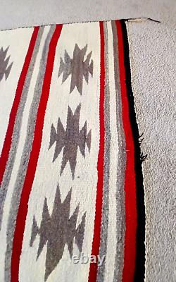 Tapis réversible en géométrique Thunderbird fait main Navajo ancien 48 x 34