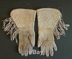 Très Fin 1900 Début Amérindien Cree Métis Brodé Gauntlet Gants