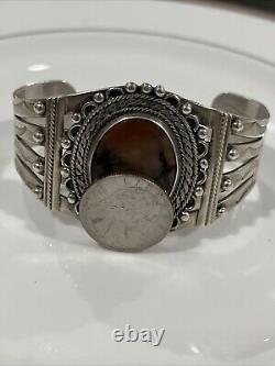 Très ancien et vintage bracelet en argent sterling avec bois pétrifié navajo