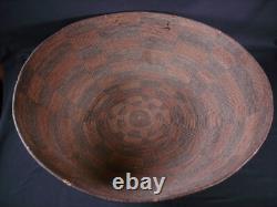 Très grand panier apache ancien, panier amérindien, vers 1900
