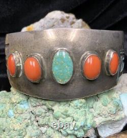 Très rare ! Bracelet en argent sterling, corail et turquoise Hopi Sidney Sekakuku