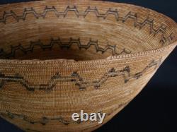 Un très grand panier Mono Paiute ancien, panier amérindien, vers 1910