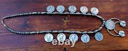 Vieux Pawn Navajo Sterling Silver Bench Collier De Perles Avec Les Pièces Du Début Des Années 1900